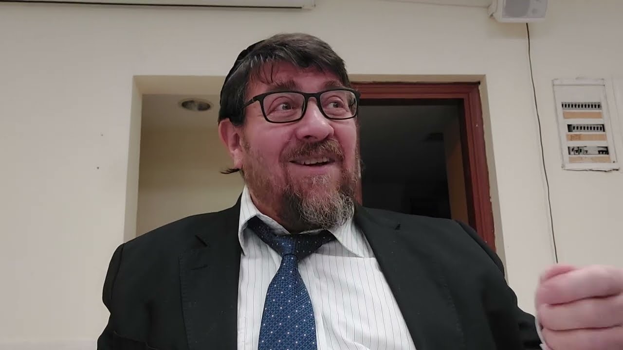 Месяц этот для вас