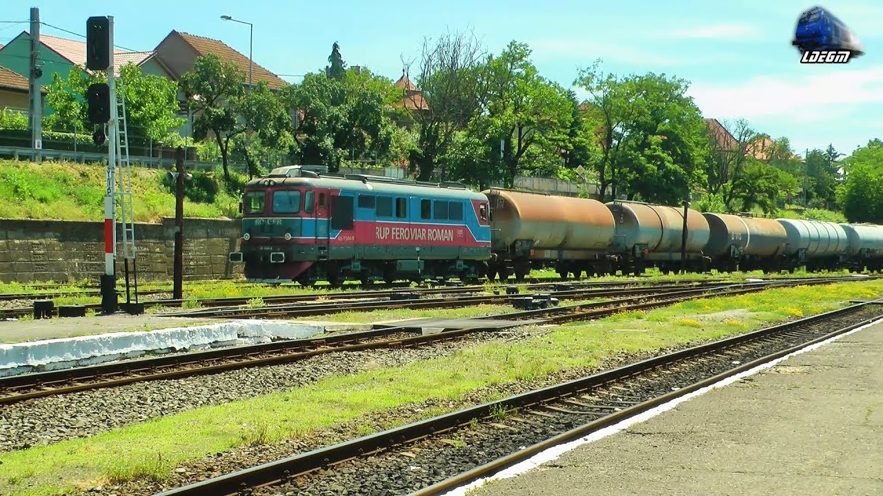 060-DA 60-1544-0 & Naveta de Cazane GFR Tanker Train in Gara Oradea Station - 02 June 2017
