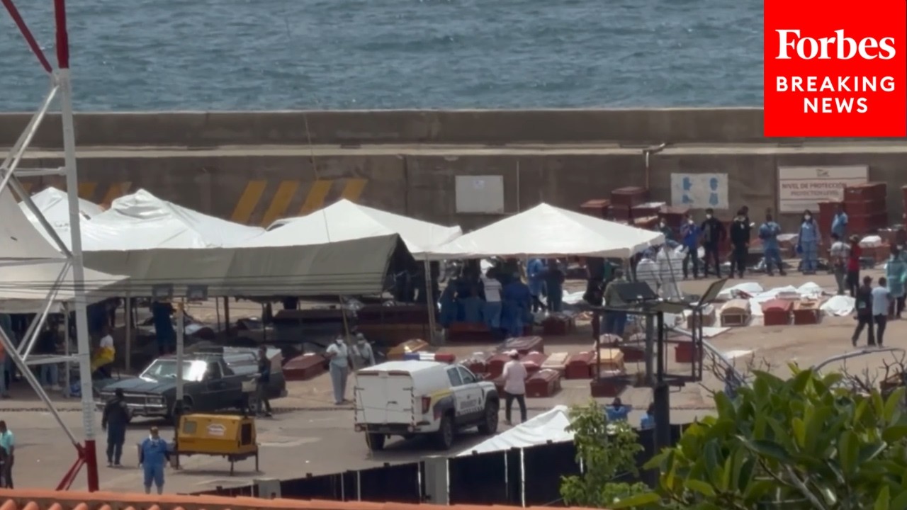 Venezuelan Authorities Establish Temporary Morgue For Victims Of Earthquake in La Guaira