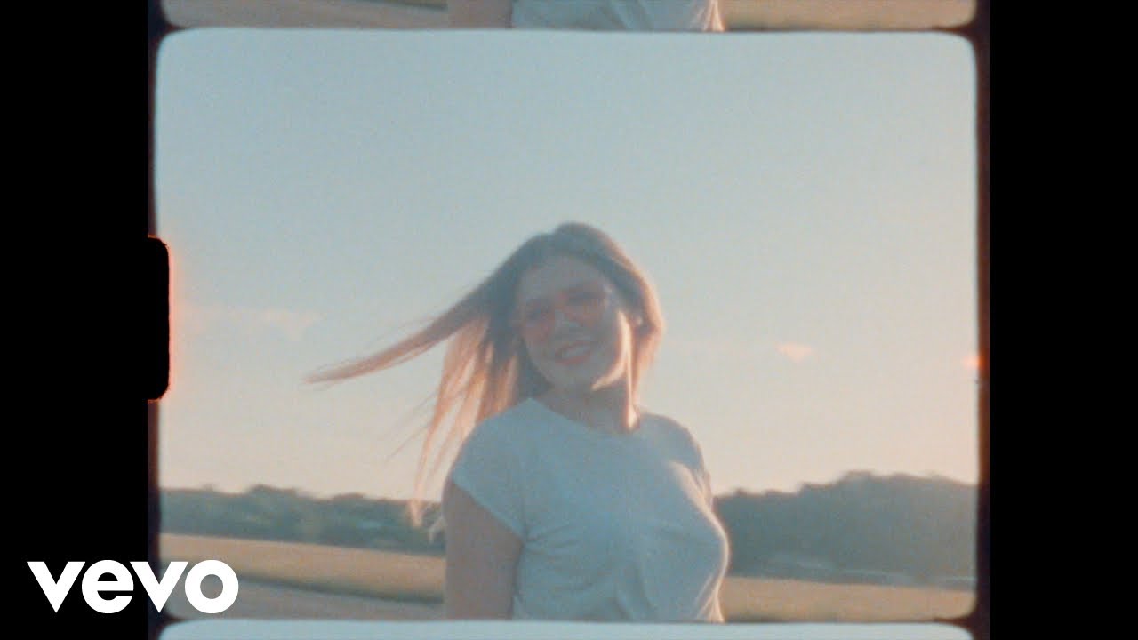 Fresh Lady - Shoot for the Moon (Official Video)