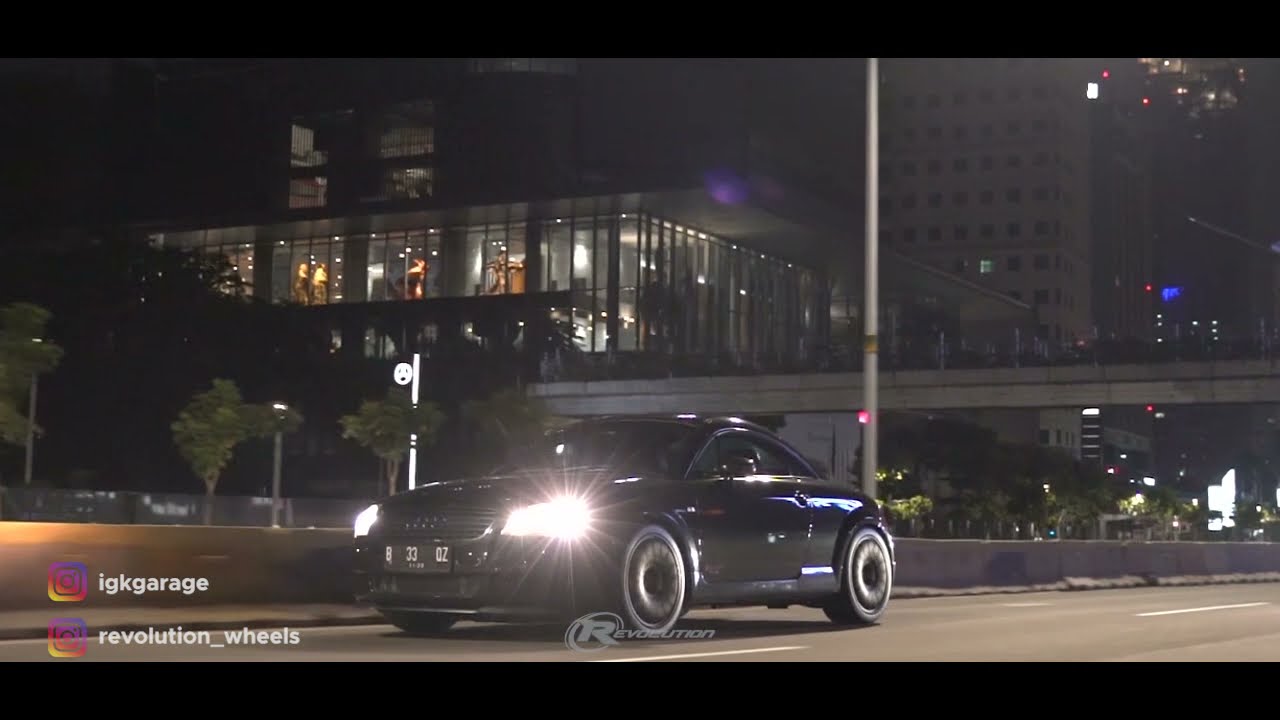 Work Emotion M8R on Audi TT by Revolution Wheels