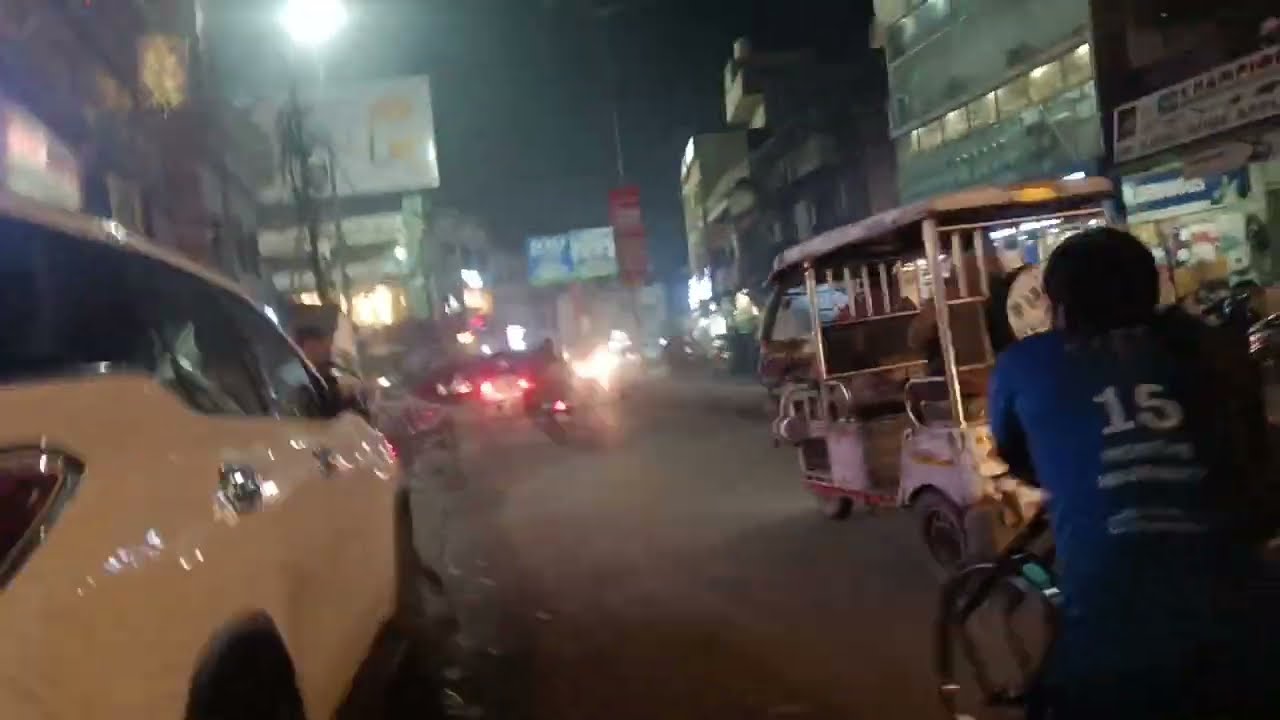 Going to the charbagh from aminabad medicine market lucknow ।।