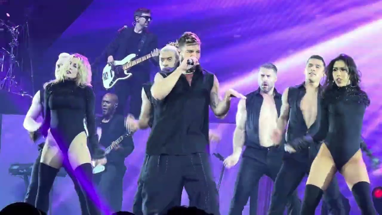 Ricky Martin🇨🇦🇷🇴