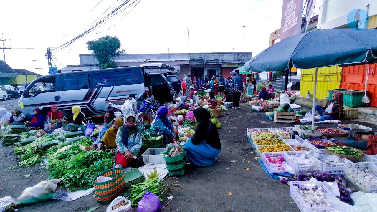 Jogorogo Traditional Market (Pasar Jogorogo) - Ngawi - East Java - Indonesia