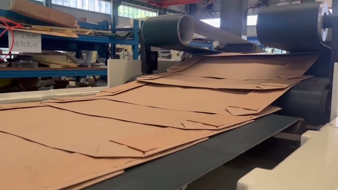 The Kraft paper cement bag making machine how to work ?  low speed let you know it