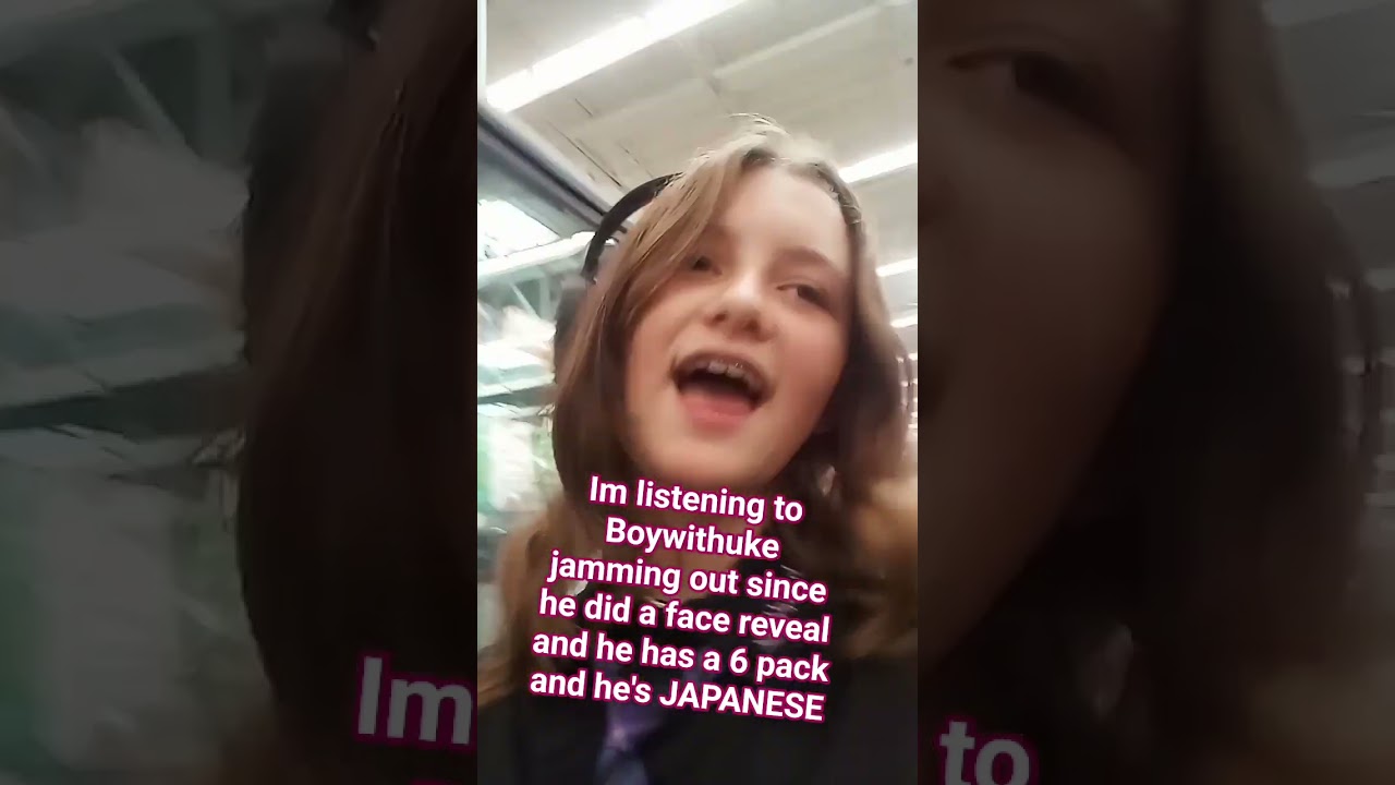 BOYWITHUKE DID A FACE REVEAL