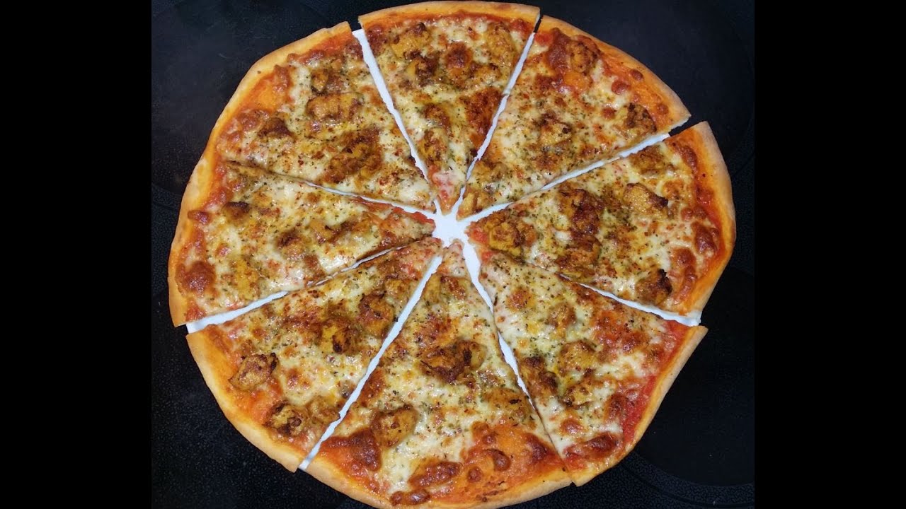 Chicken Pizza  چکن پیزا / Cook With Saima