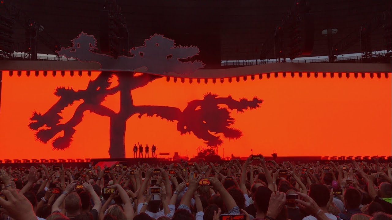 U2 LIVE IN PARIS 26/07/17 WHERE THE STREETS HAVE NO NAME STADE DE FRANCE