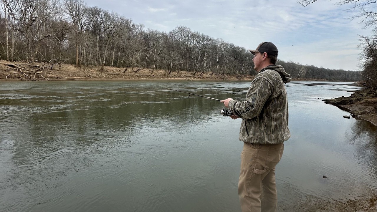 Fishing For Spawning Shad On The River!! (Tackle Talk)