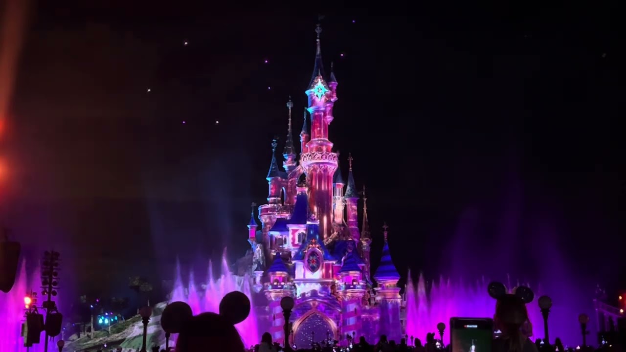 Disneyland Paris 30th Anniversary | Special firework Show 🐭 un monde qui s‘illumine |Disney D-light