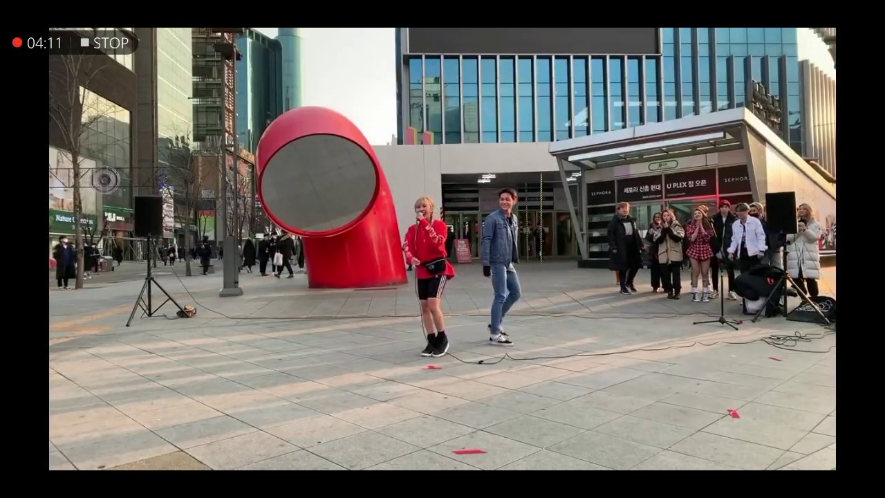 [Z-Stars] Busking Live in Sinchon(신촌 U-Plex 스타광장)_200131 (Live - Screen Recording)