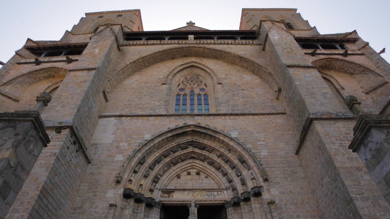 Vues d'Auvergne - S3-E1- La Chaise-Dieu, site casadéen et musical d'exception