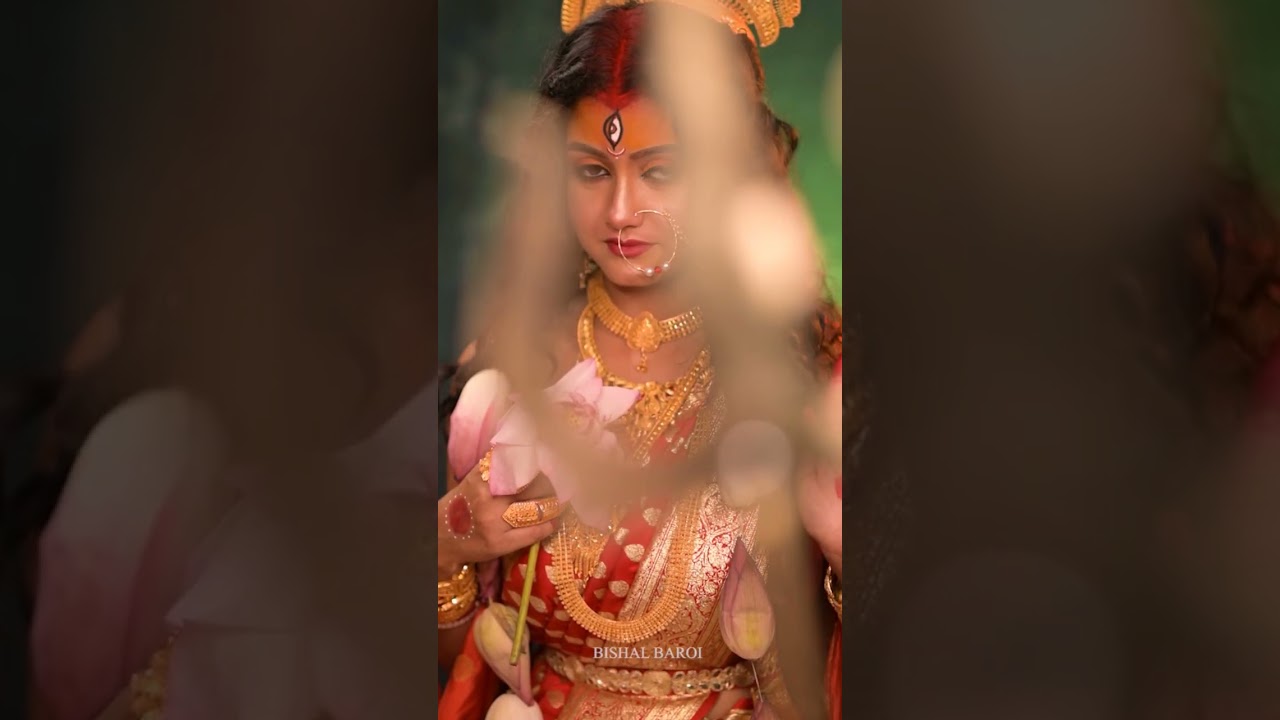 Durga Puja Status Video || Agomoni Look || Snigdha Makeover || #durgapuja #durgapuja2022 #ytshort