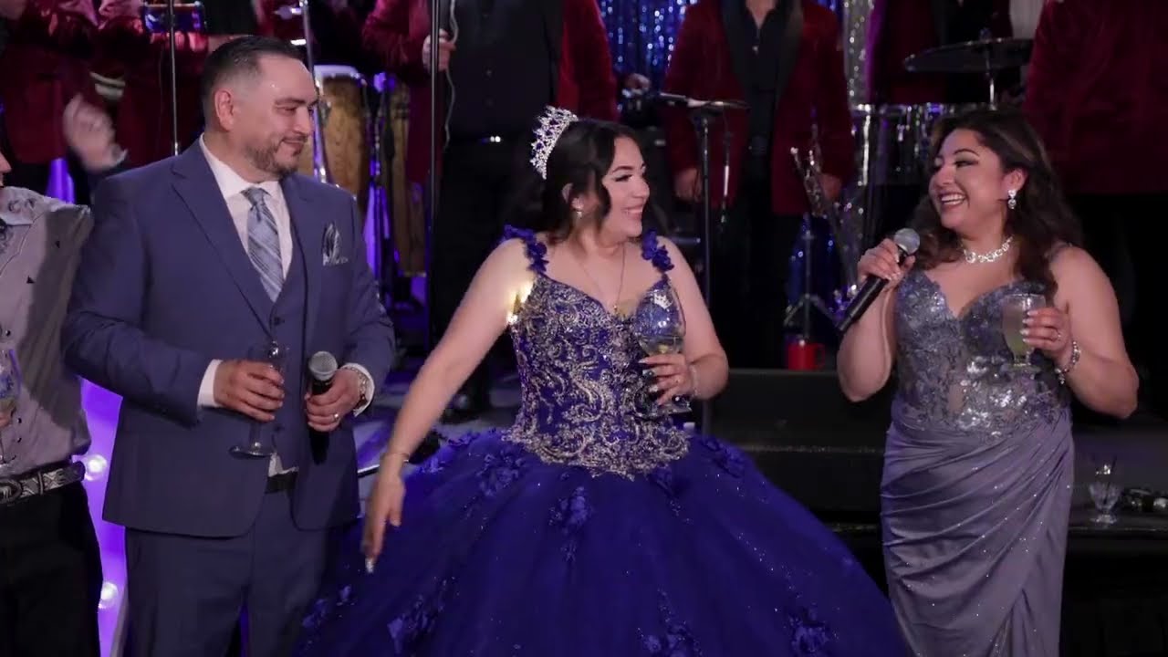Bella's Quince Años