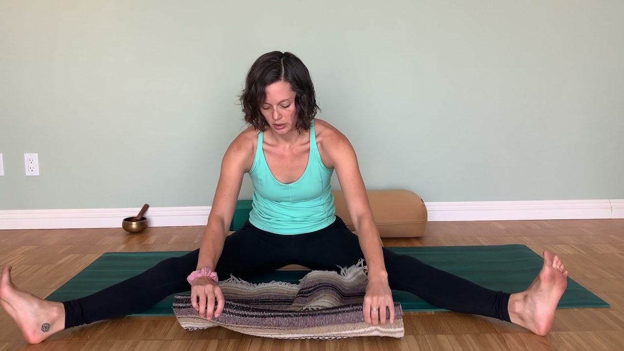 How to teach Yin Yoga - Straddle