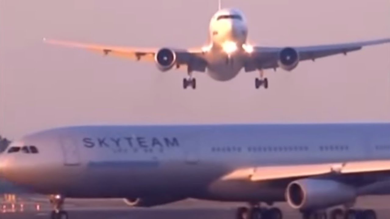 Plane approaches blocked runway