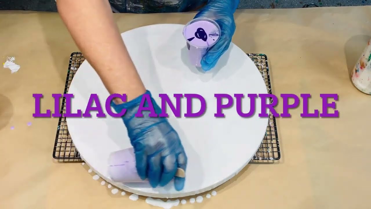 Ring pour looks DIFFERENT /Big bold and beautiful on large round canvas/ acrylic fluid art 