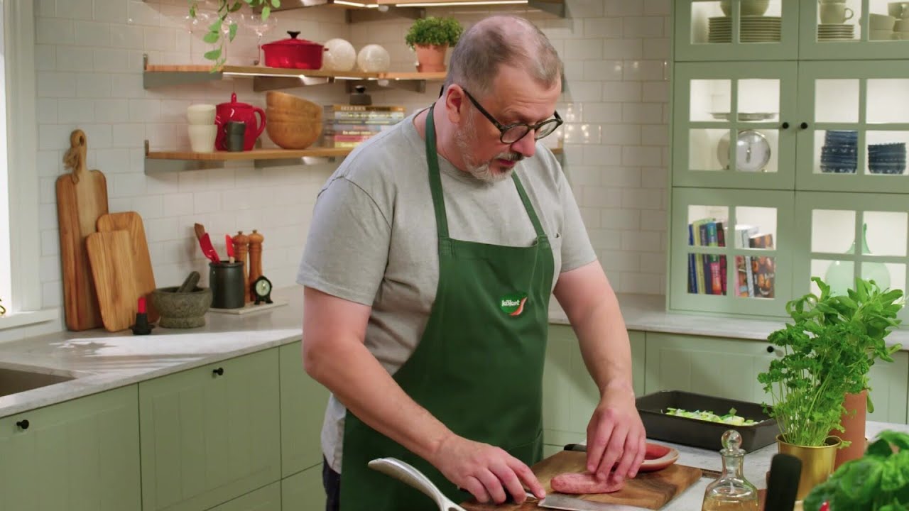 Kyckling och salsiccia i ugn med ris - K&ouml;ket
