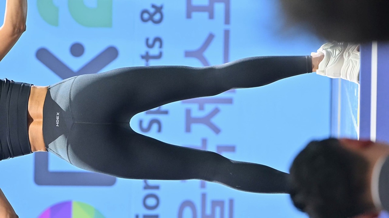 레깅스를 입은 여성들 여자 레깅스 핏 포즈 2025 스포엑스 SPOEX 미즈피트니스대회직캠 ★ 이태원 지구촌 축제_피트니스 런웨이