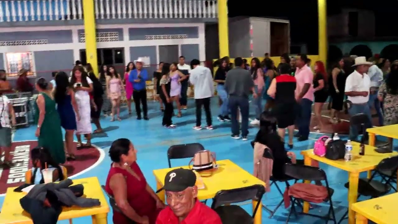 Fiesta Patronal en Santa Mar&iacute;a El Rinc&oacute;n 2025 tercer  parte 03    (primer baile)