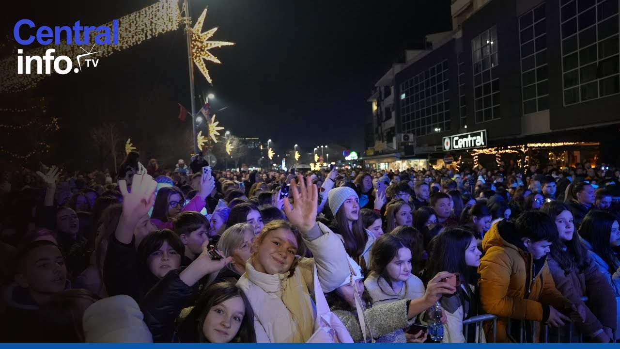 Sanja Vucic zapalila Krusevac! Finale praznicne carolije pred hiljadama ljudi