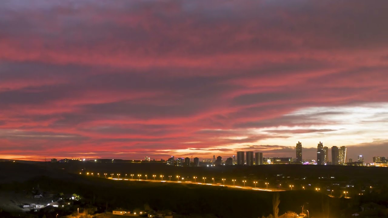 Breathtaking 8K Time Lapse of an Impressive Sunset: Nature's Golden Hour 🌅✨