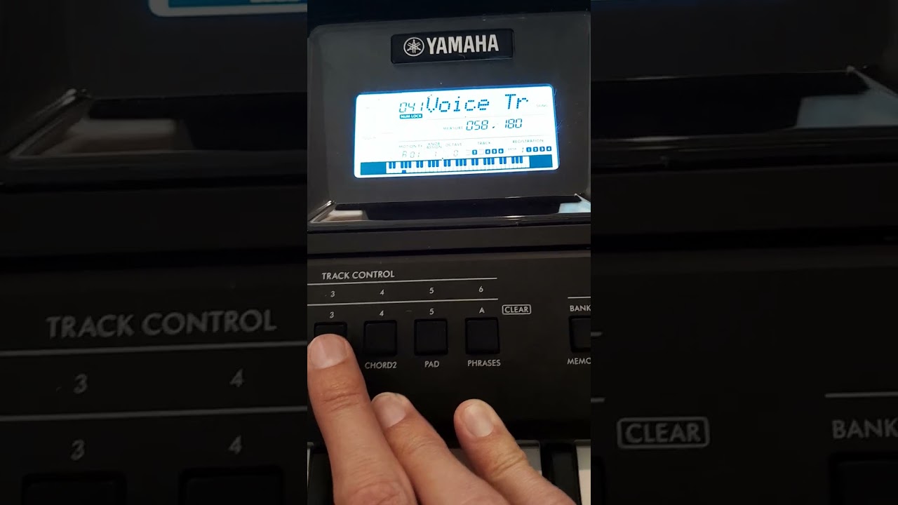 Como tocar una pista midi en el teclado yamaha psr e 473 (desde la memoria usb)