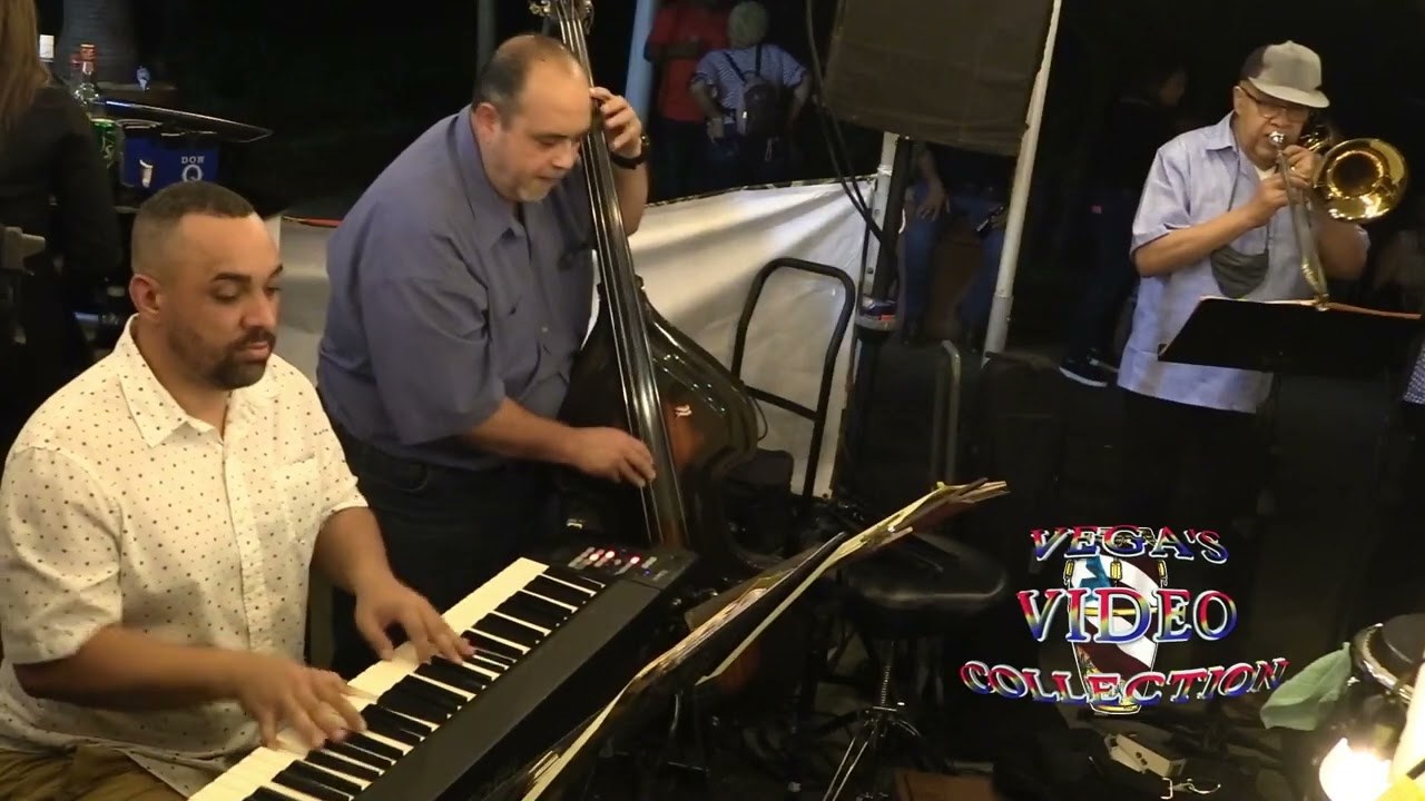 SIGO BRAVO - KAYVAN VEGA