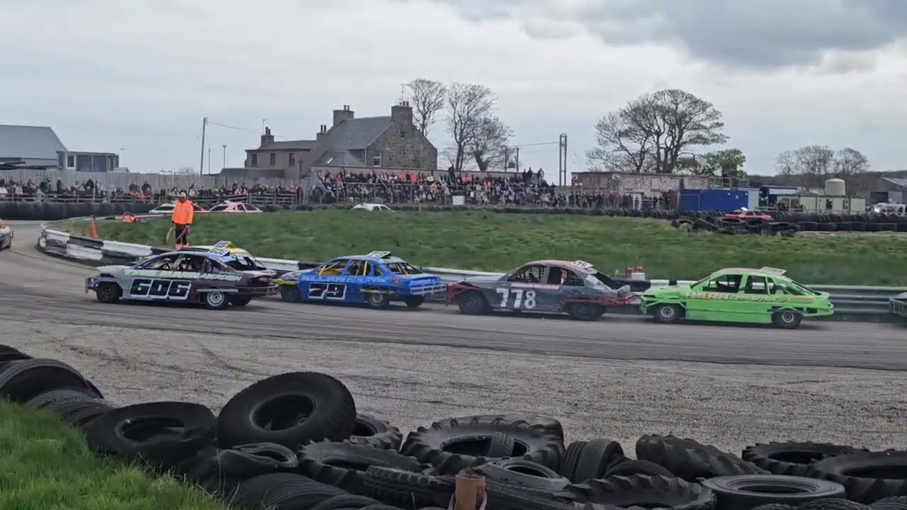 Crimond raceway saloonstox heat 1 20th April 2025