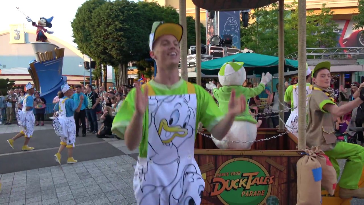 Dance your Ducktales Parade at Disney FanDaze 2018 at Disneyland Paris
