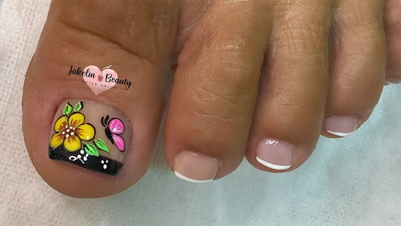 Como hacer FLORES en las UÑAS de los PIES /Flores Nail art 🤗