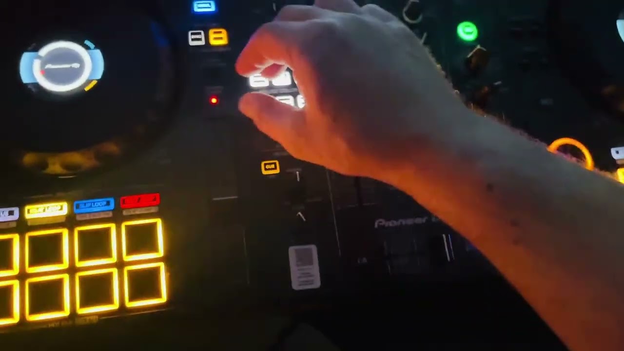 TOM ES progressive house live 31.2025
