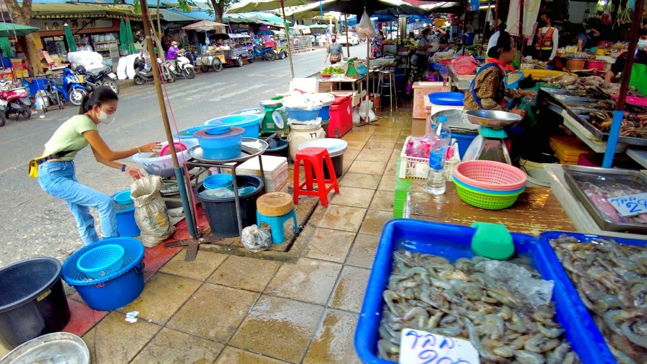 How Is An Authentic Thai Local Market In Bangkok? Local market life