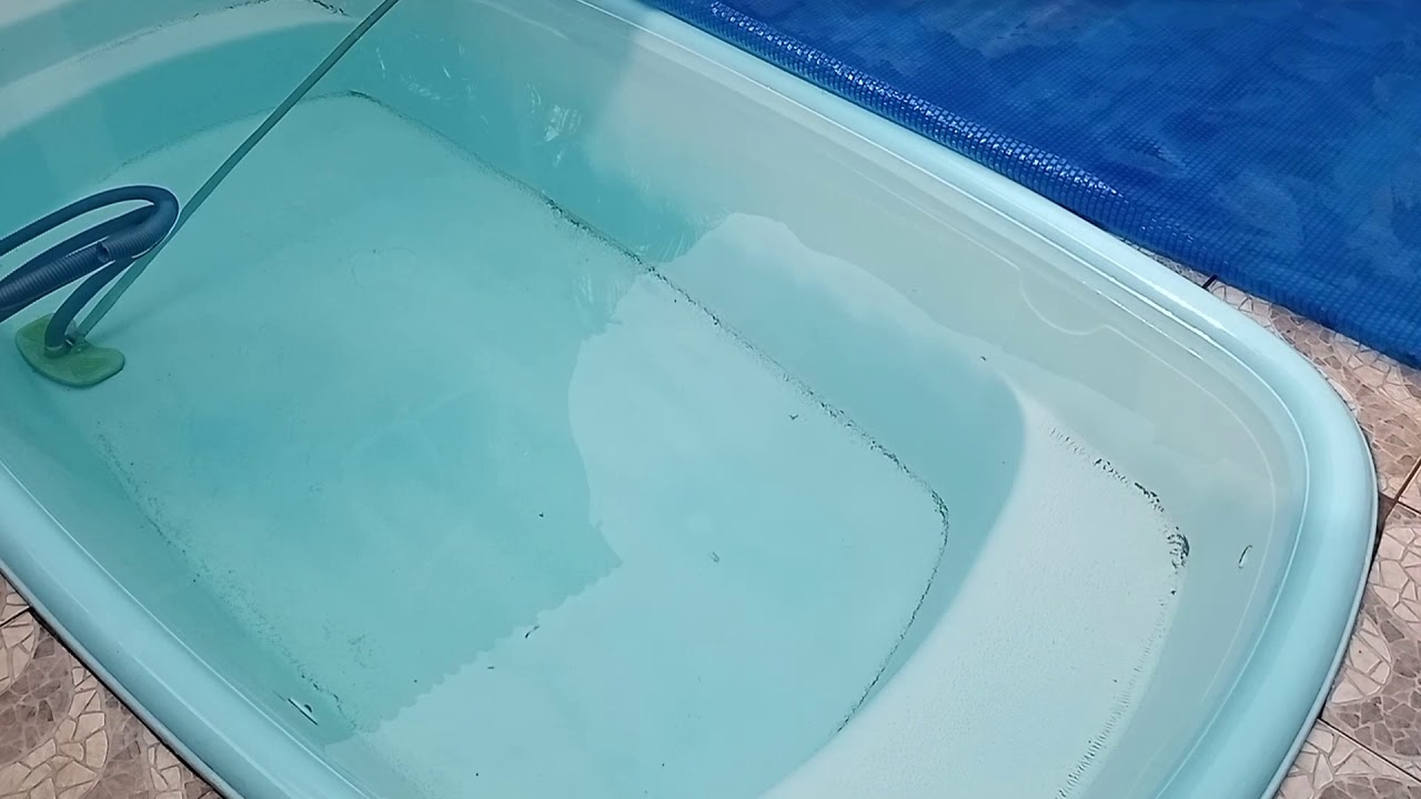 CAPA PL&Aacute;STICO BOLHA PARA PISCINA