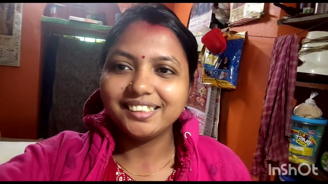 Biyer age chicken 🐔🍗 khub pochonder chilo 🤤🤤.. sokale breakfast 🥞🍳 korchi.. khub Thanda poreche ❤️❤️