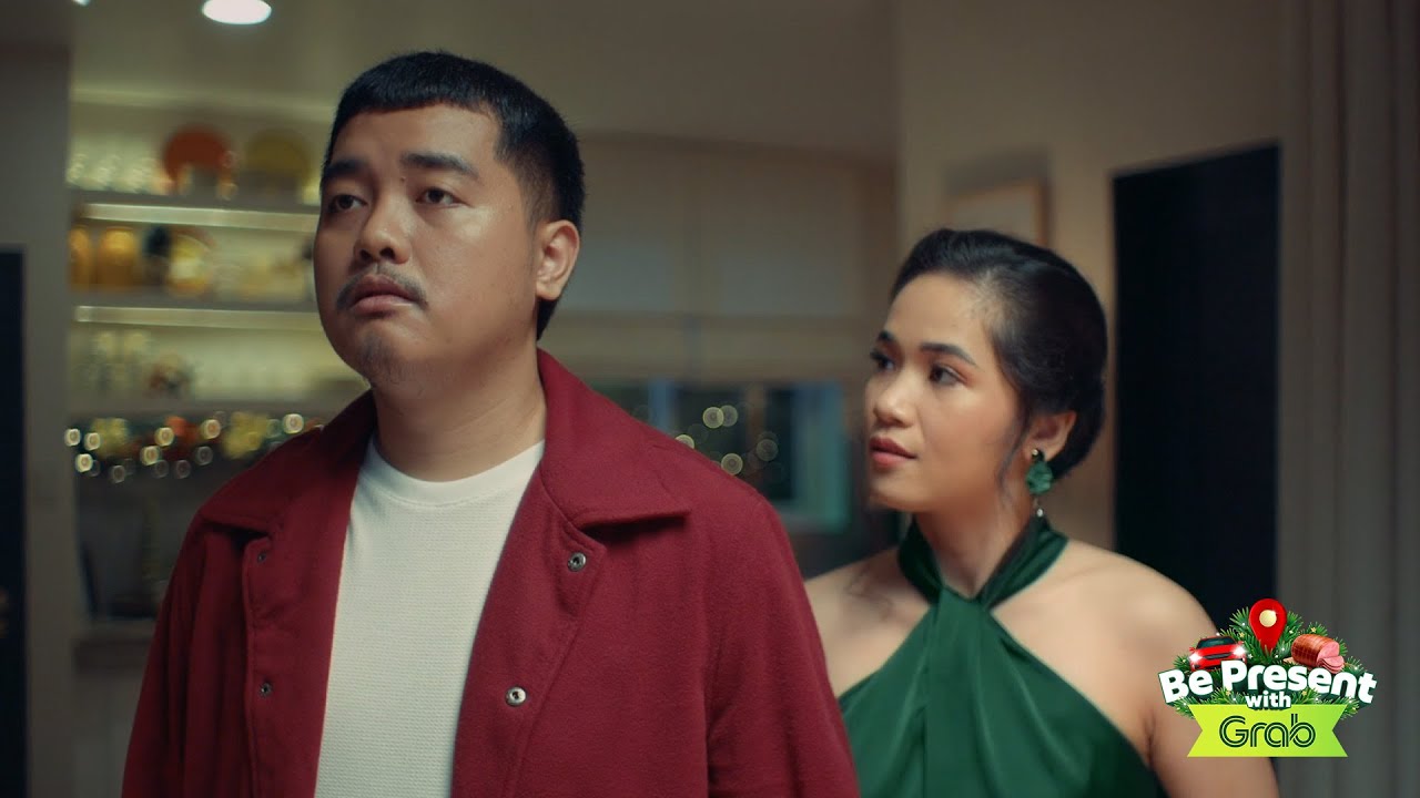 Book one car for up to 4 stops with GrabCar Group Rides! 