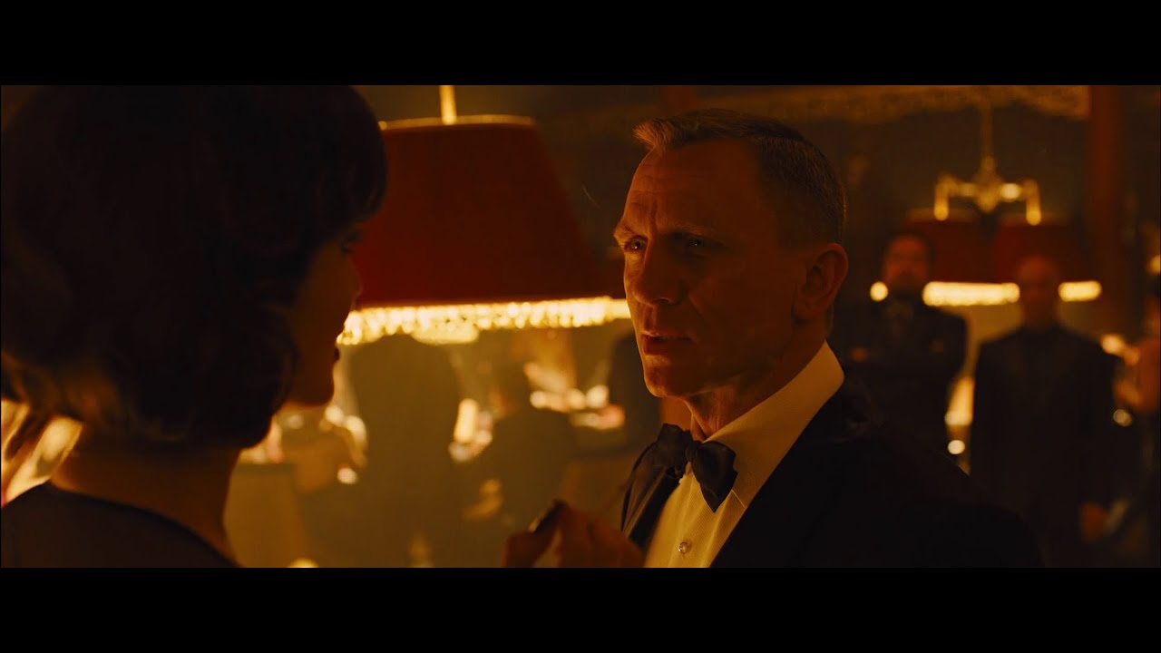 Bond met Severine [James Bond Semi Essentials]