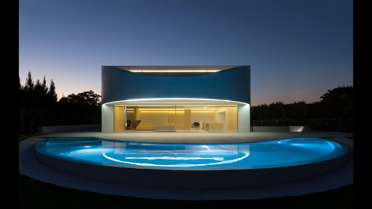 Casa Balint | Balint house by Fran Silvestre Arquitectos