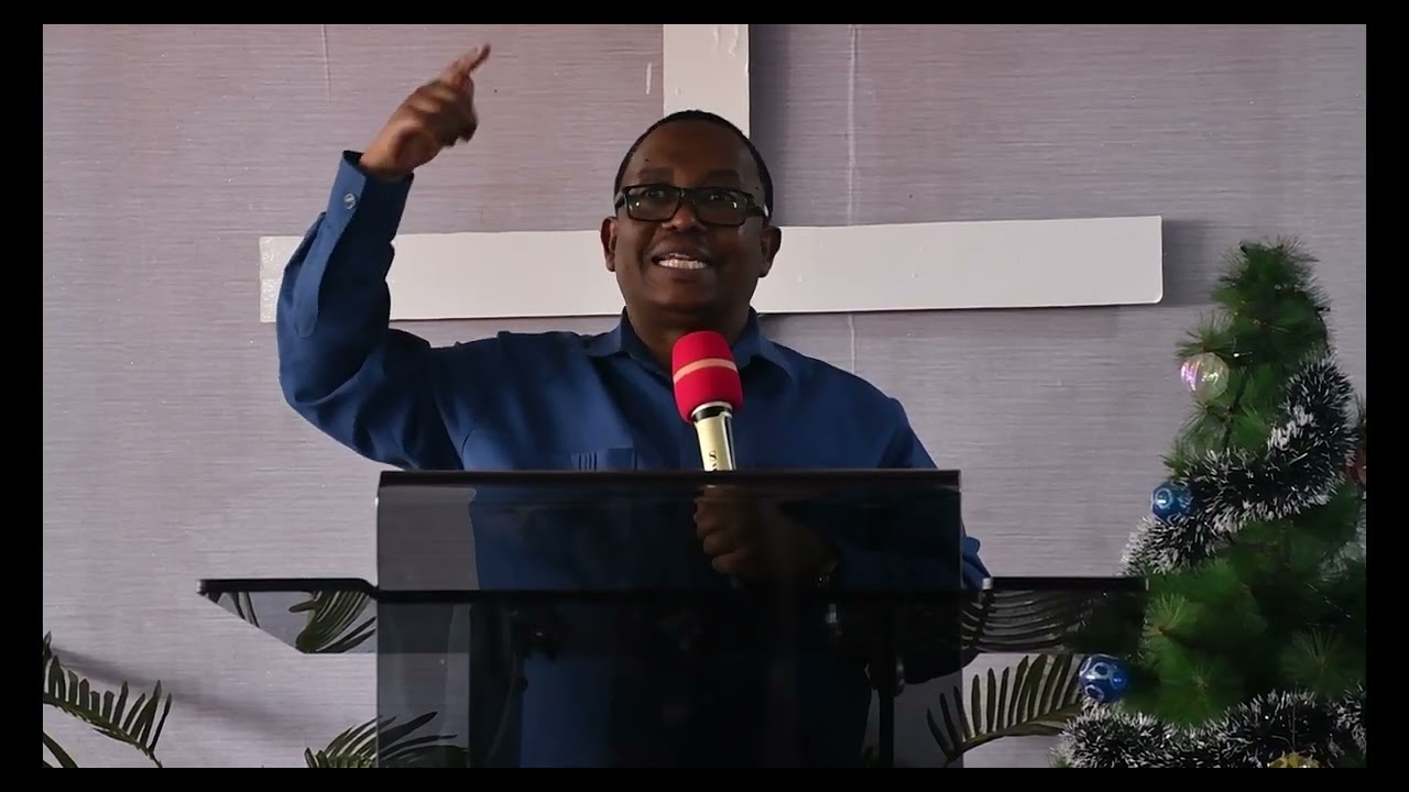 Ibada ya mwaka mpya pamoja na kumshukuru MUNGU kwa mambo  mbalimbali aliyotenda.