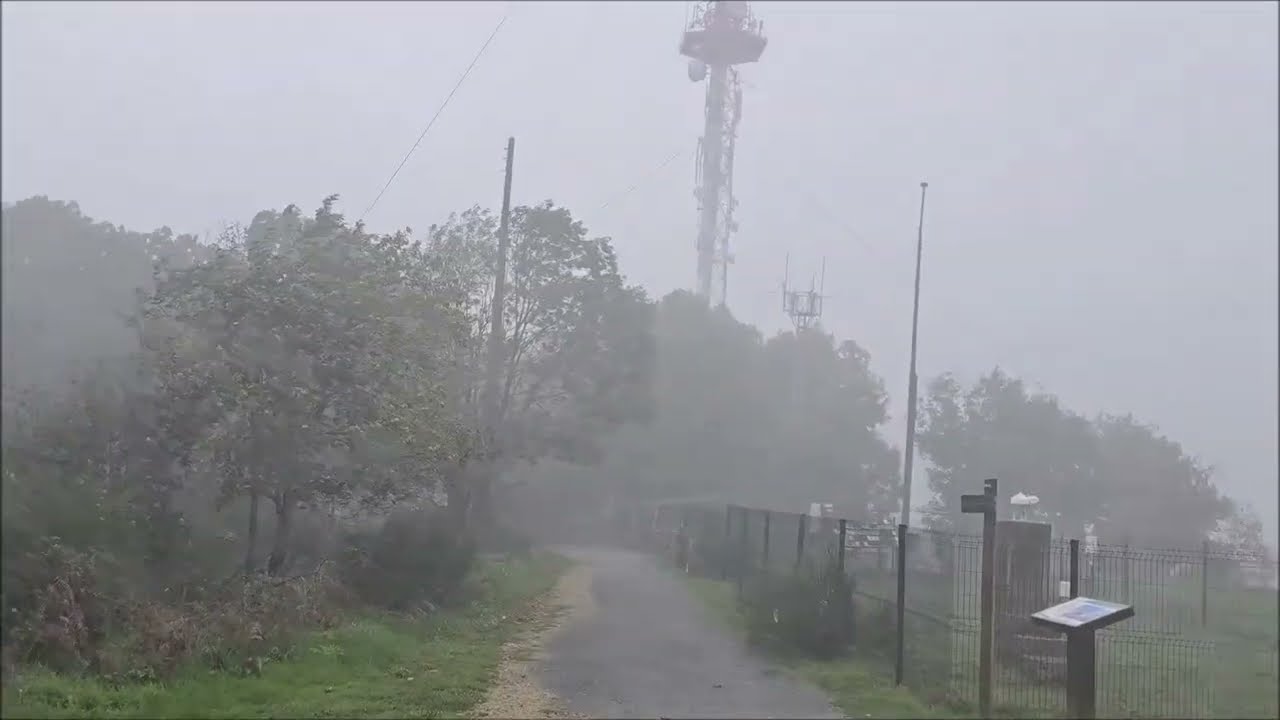 TEMPÊTE AMY FORTES RAFALES DE VENT 90/100 km/h - Je me situais au Mont Saint Vincent (71)