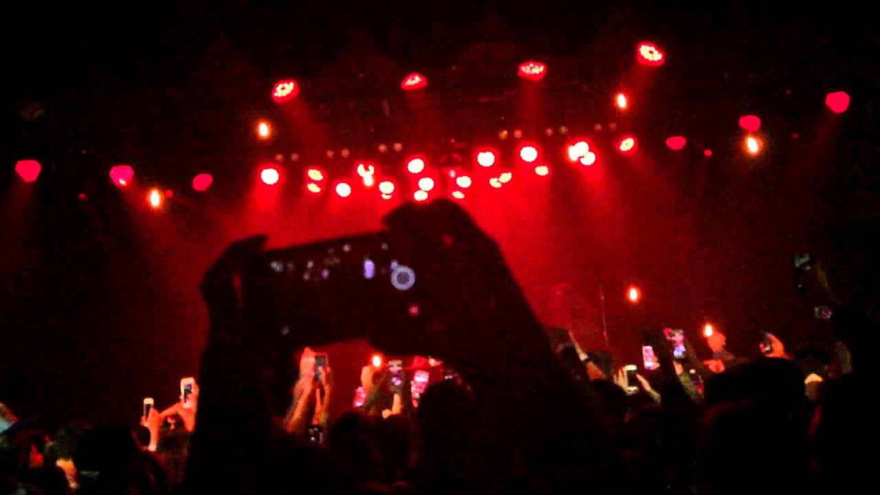 PARTYNEXTDOOR- Wus Good / Curious Live at The Roxy #PNDLive