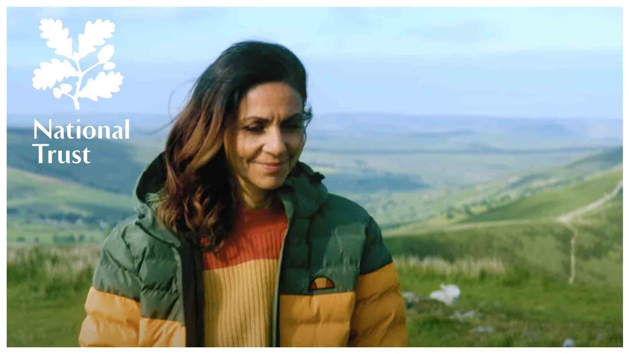 The National Trust and Julia Bradbury – a walk at Mam Tor in the Peak District