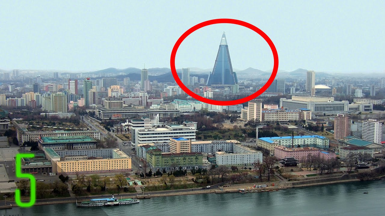 5 Most Mysterious Modern Ruins