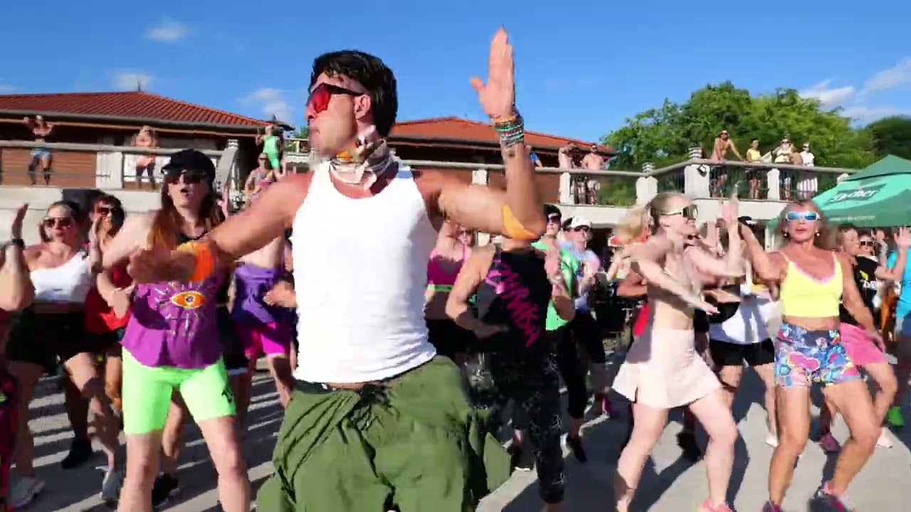 Enrique Iglesias x Pitbull x IAmChino - Tamo Bien ZUMBA WEEKEND EGRI KORONA BORHAZ
