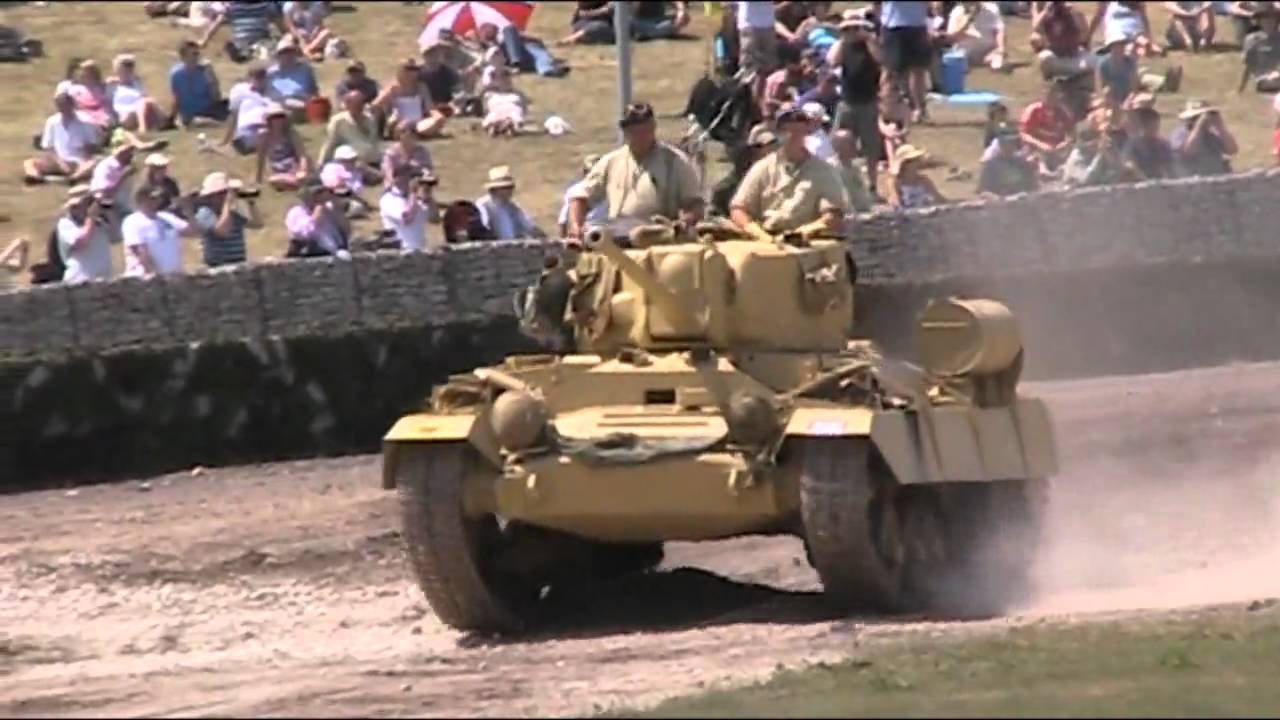 Tankfest 2010 Valentine Infantry Tank Very Exclusive Footage!