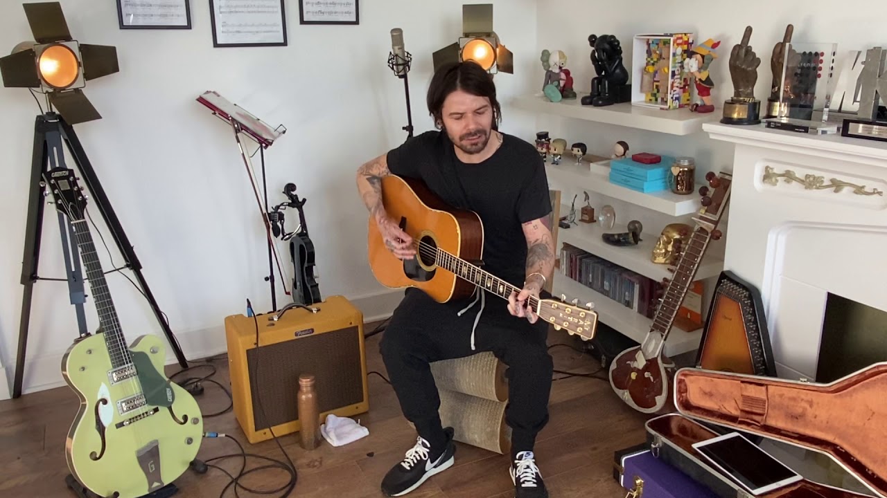 Biffy Clyro - Holy Water (Simon Acoustic)