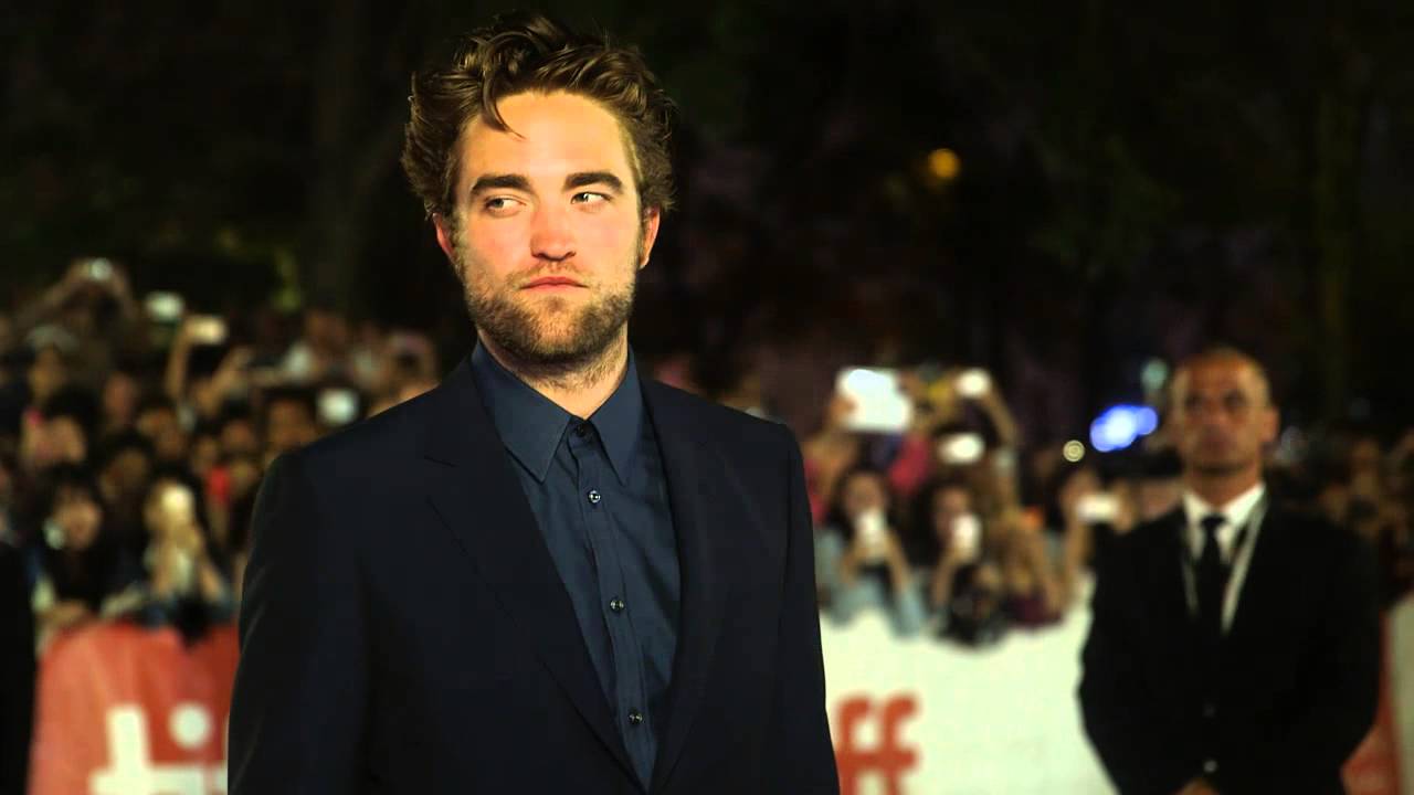 Maps to the Stars: Robert Pattinson TIFF Movie Premiere Gala Arrival | ScreenSlam