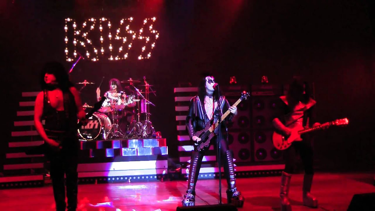 Killers Kiss Cover - Deuce