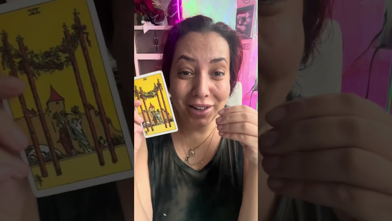 YOU WERE MEANT TO SEE THIS NOW BECAUSE YOU'RE READY 😍 Tarot Love Reading