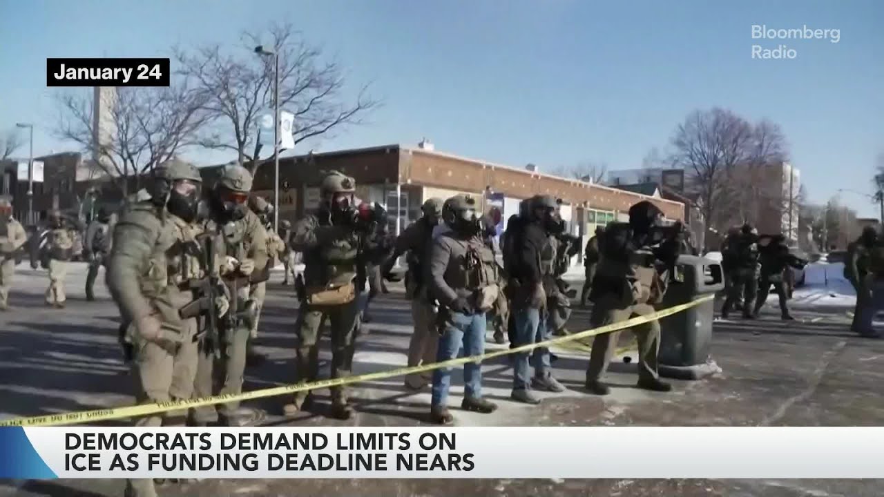 Democrats&rsquo; Immigration Unity Tested in Homeland Funding Fight